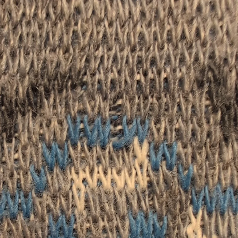 Vintage Blue and Gray Geometric Crewneck Sweater - Picture 9 of 10